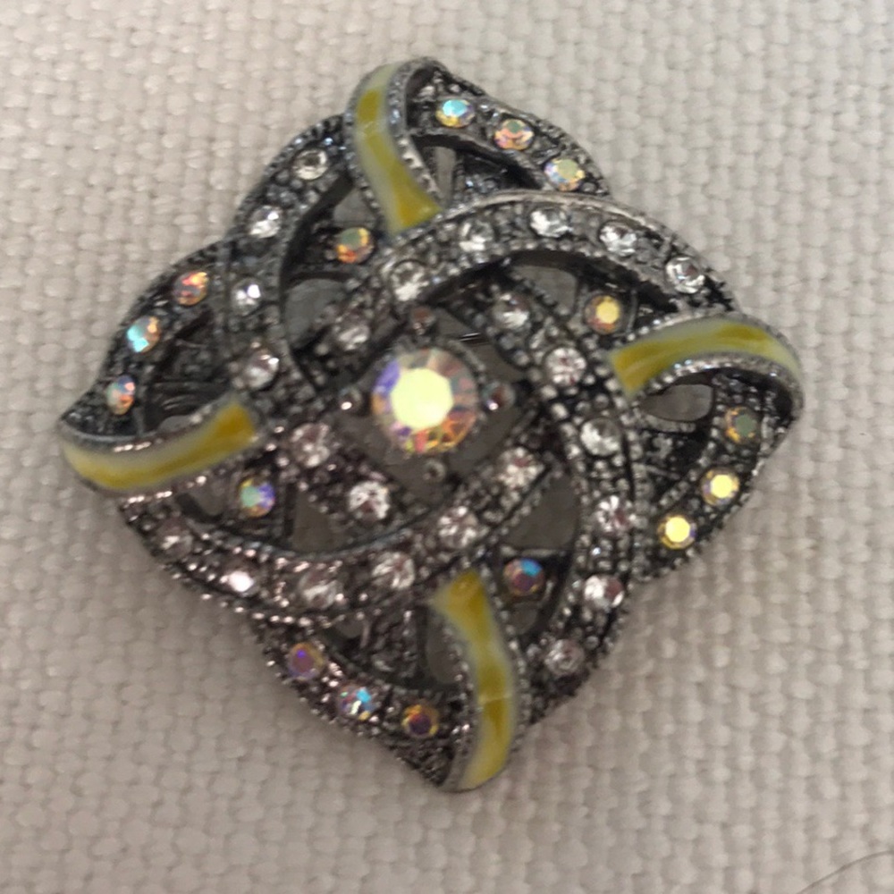 Sterling silver brooch